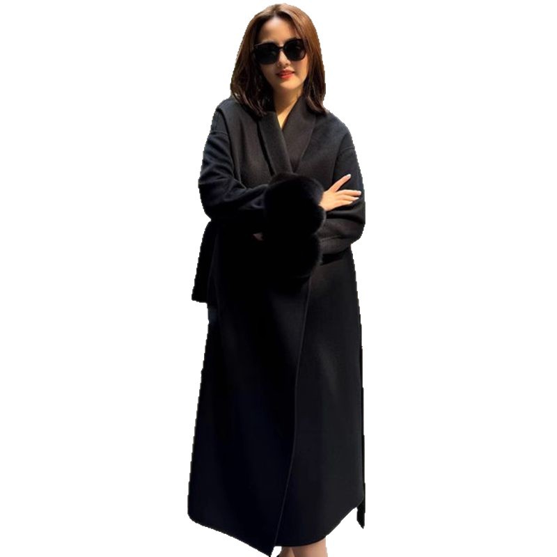 Wool Coat For Women Mid-length Black With Fox-fur Cuffs