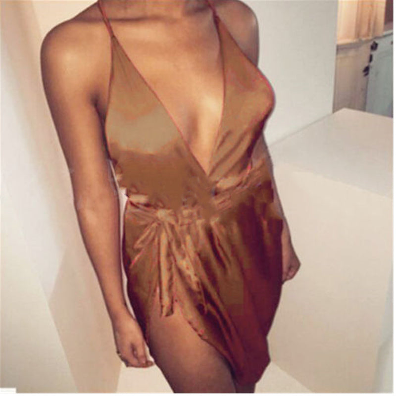 Backless dress