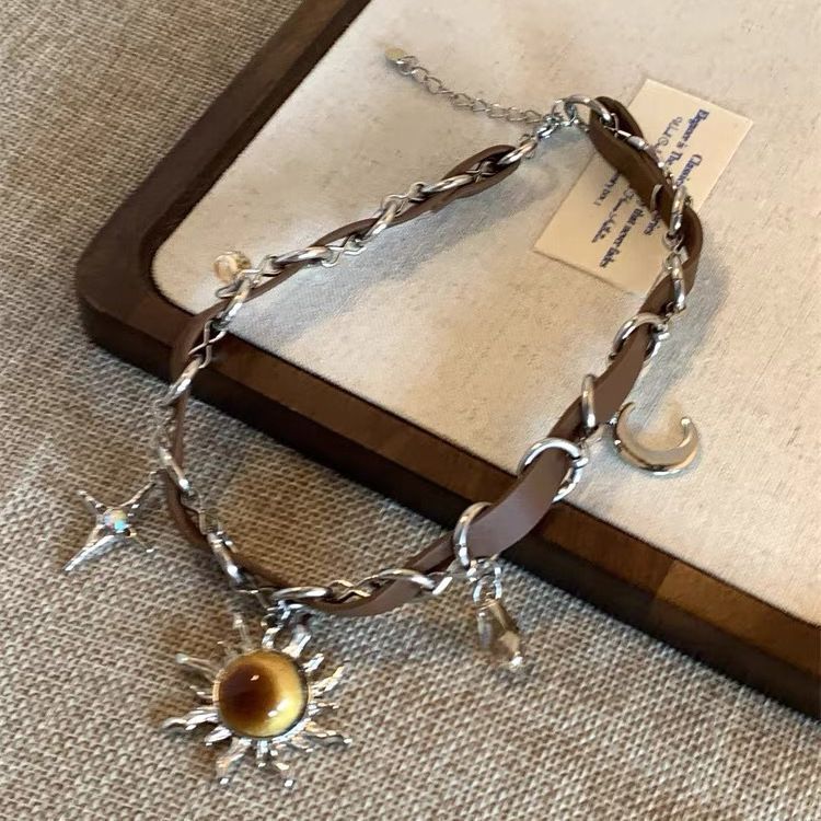 Punk Love Wrapped Rivet Metal Leather Collar
