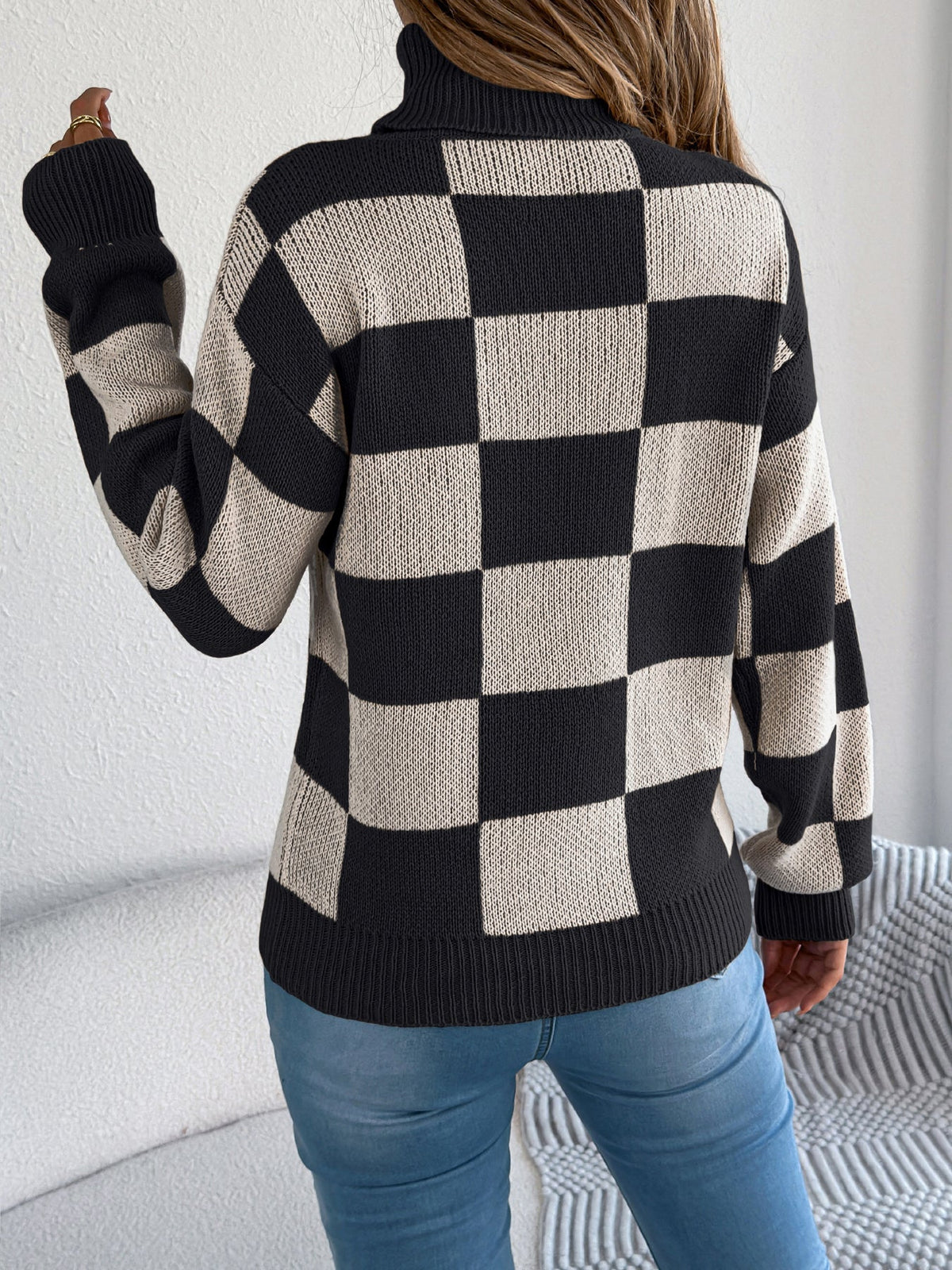 Women's High Neck Color-Blocked Plaid Lantern Sleeve Sweater