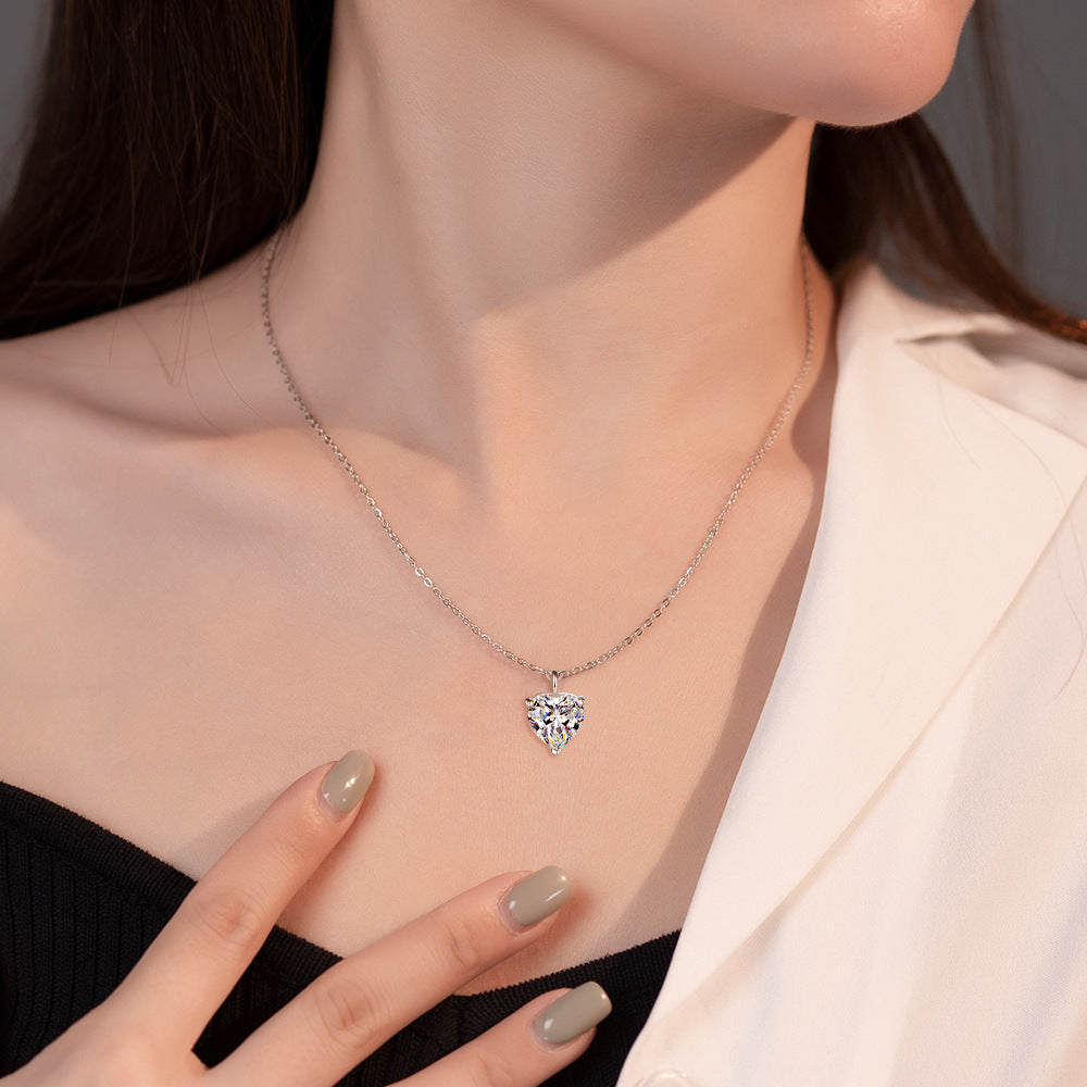Simple Heart-shaped Zircon Pendant Necklace Versatile