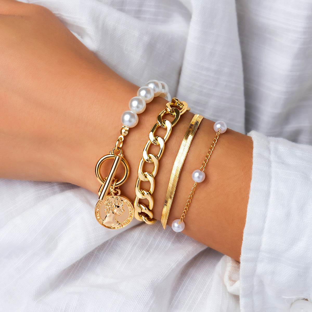 Retro Pearl Chain Beaded Bracelet