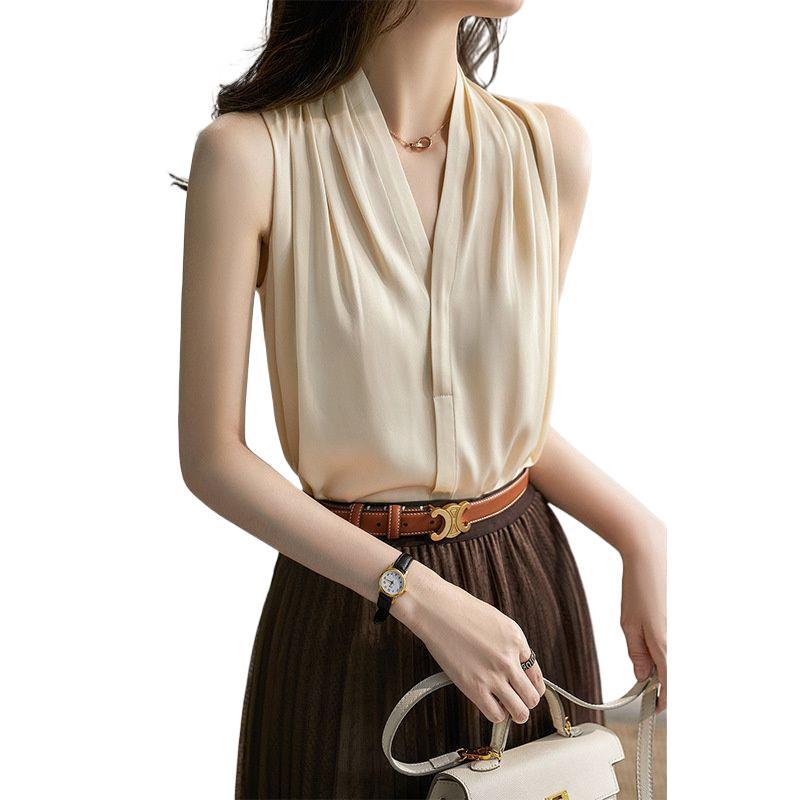 French-style Elegant And Chic Halter-neck Smooth Camisole