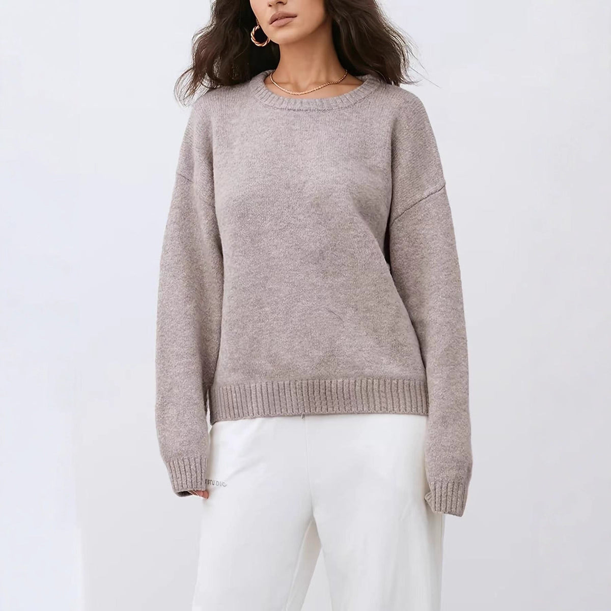 Solid Color Round Neck Sweater Women's Autumn And Winter Knitted Top