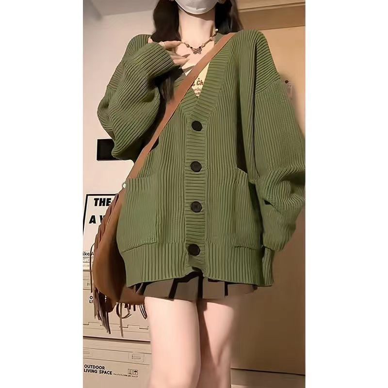 Women's Sweater Jacket And Retro Pleated Skirt Two-Piece Set