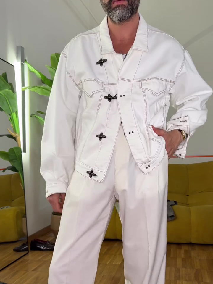 White Buttoned Long-sleeved Denim Jacket