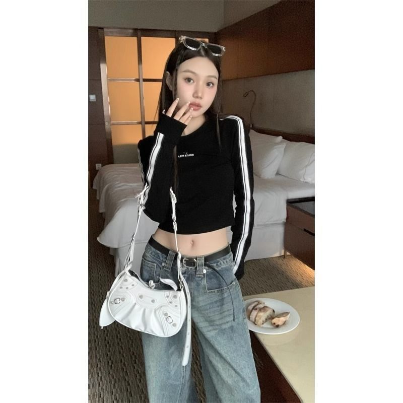 New Autumnwinter Relaxed Fit Tops