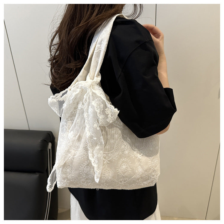 Korean Style Small Fresh Lace Flower Canvas Bag 2025 New Large Capacity Commuter Lazy Style Single Shoulder Large Tote Bag