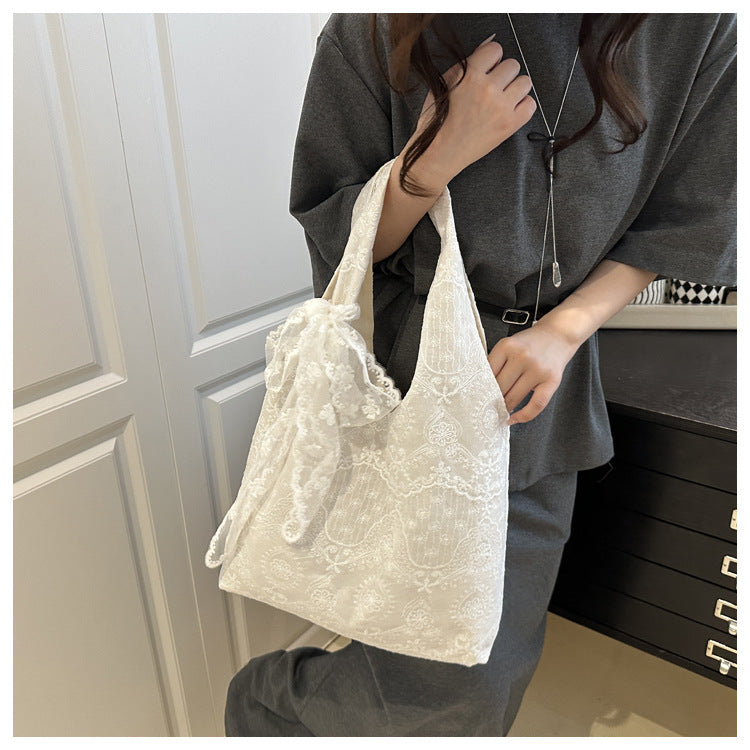 Korean Style Small Fresh Lace Flower Canvas Bag 2025 New Large Capacity Commuter Lazy Style Single Shoulder Large Tote Bag