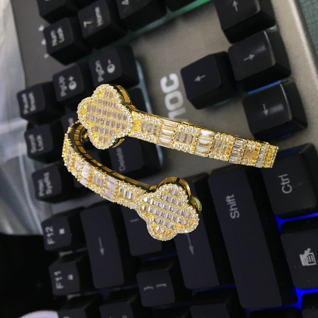 European and American copper inlaid zircon four-leaf clover bracelet high-end sense new ins style niche hip-hop bracelet fashion accessories