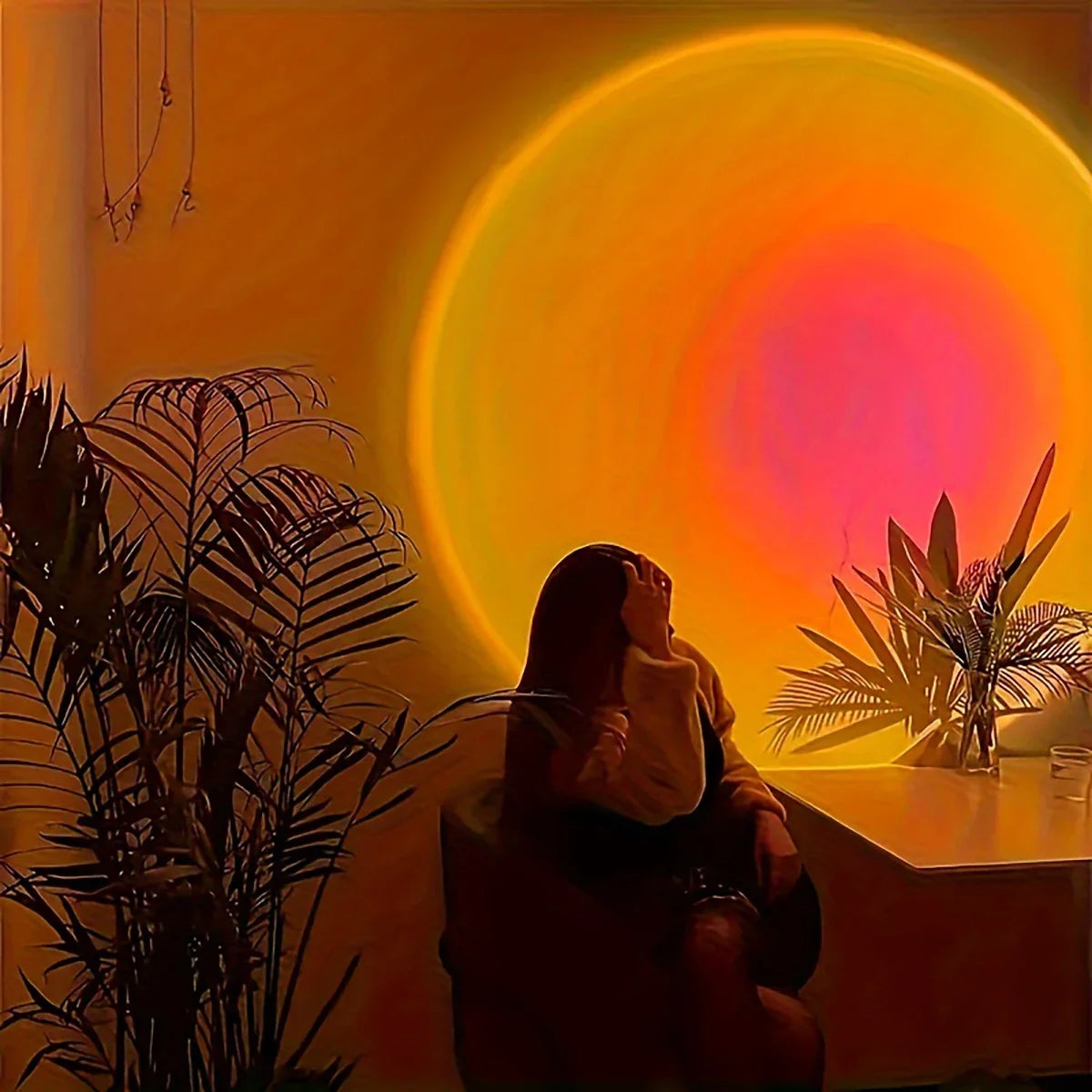 Remote Control Sunset Projection Lamp - Adjustable LED Ambient Night Light with Multiple Colour Settings