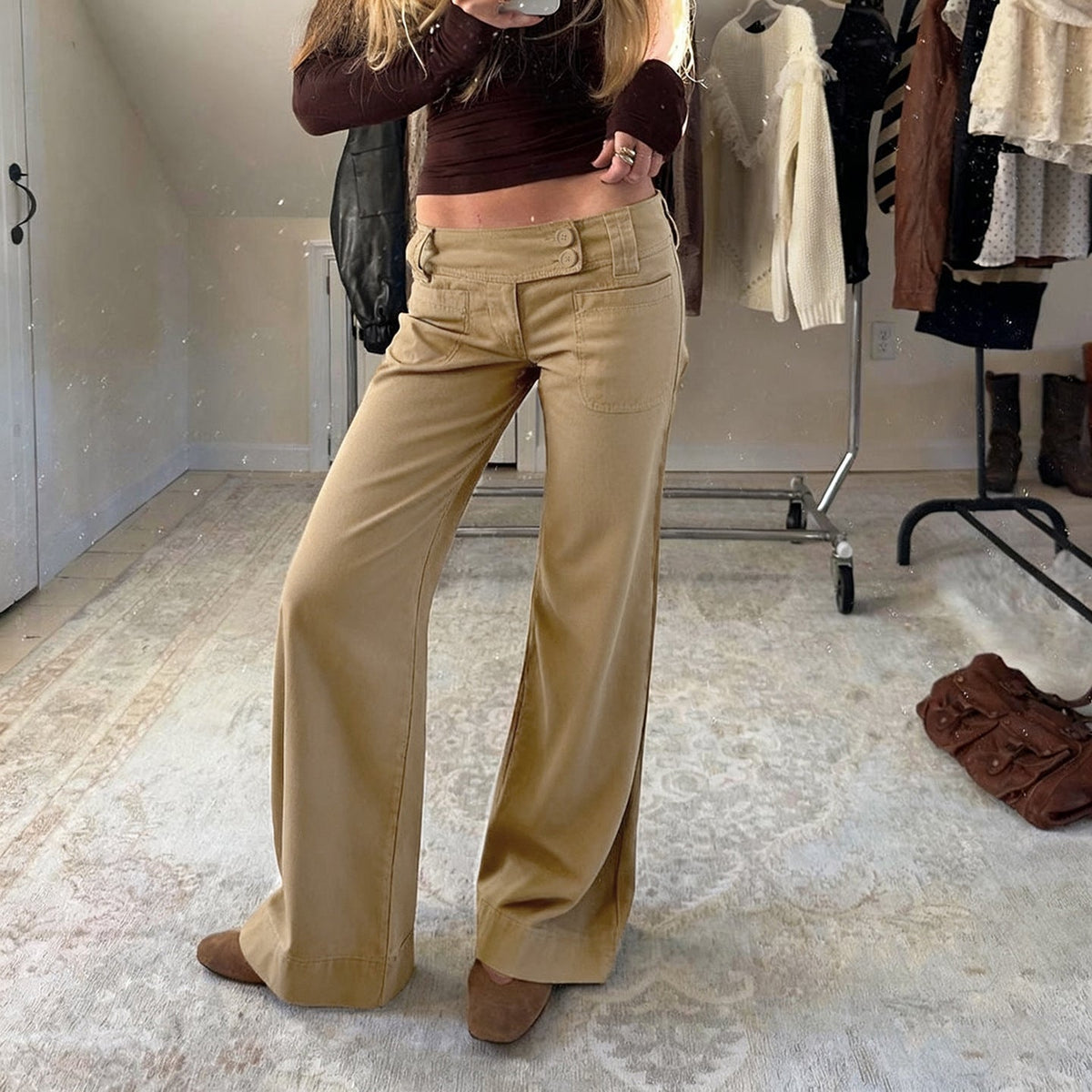 Fashionable Low-rise, Figure-flattering, Spicy-girl-style Flared Trousers