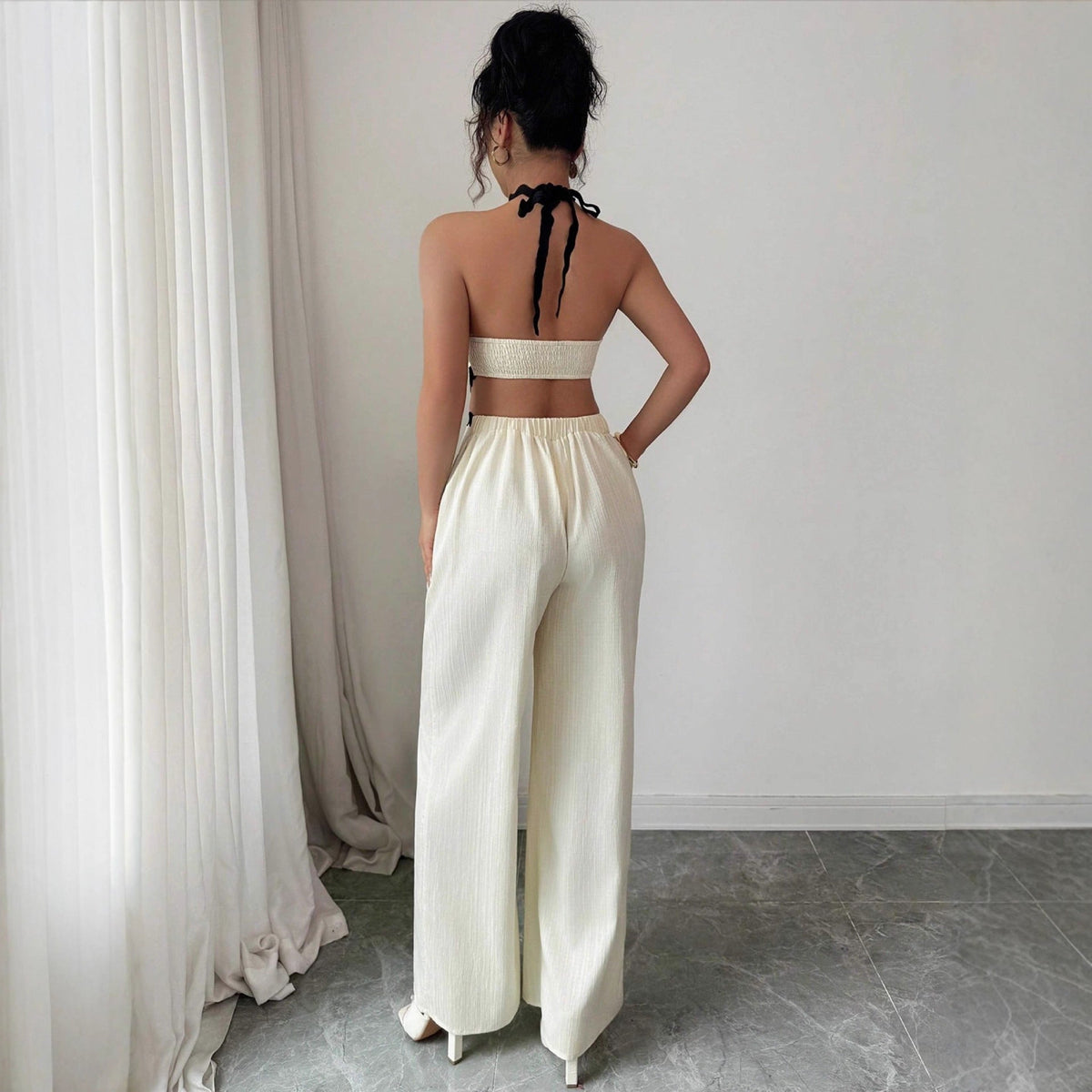 Women's Fashionable Wave Lace Texture Halter Stitching Hollow-out Jumpsuit
